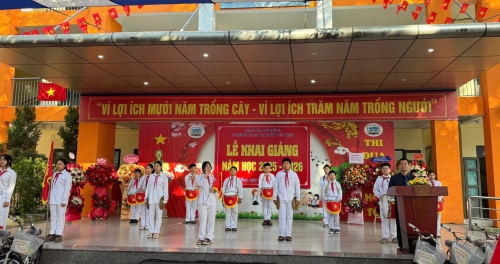 HỢP TIẾN PHÁT HÒA CHUNG KHÔNG KHÍ NGÀY KHAI TRƯỜNG